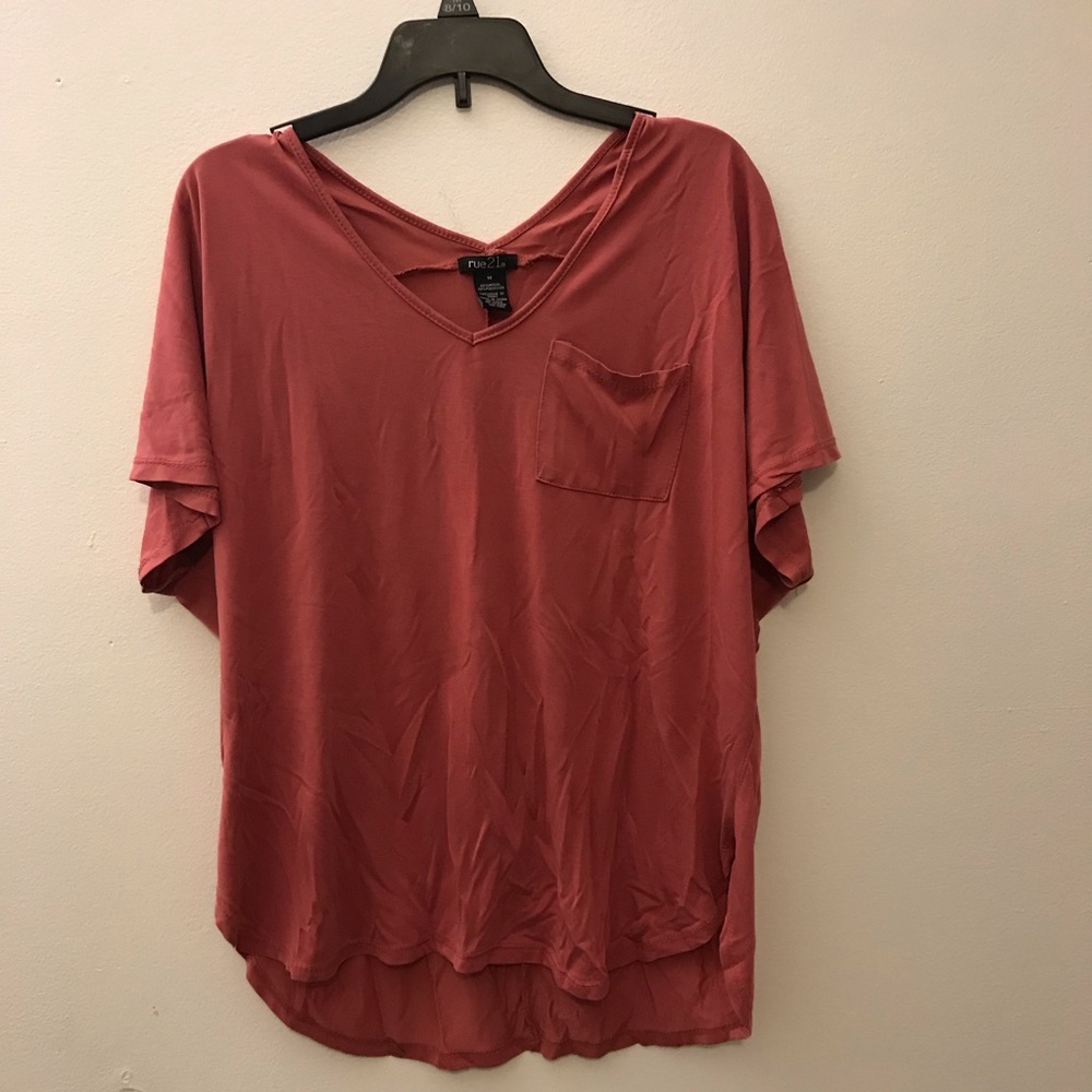 Short sleeve shirt with pocket